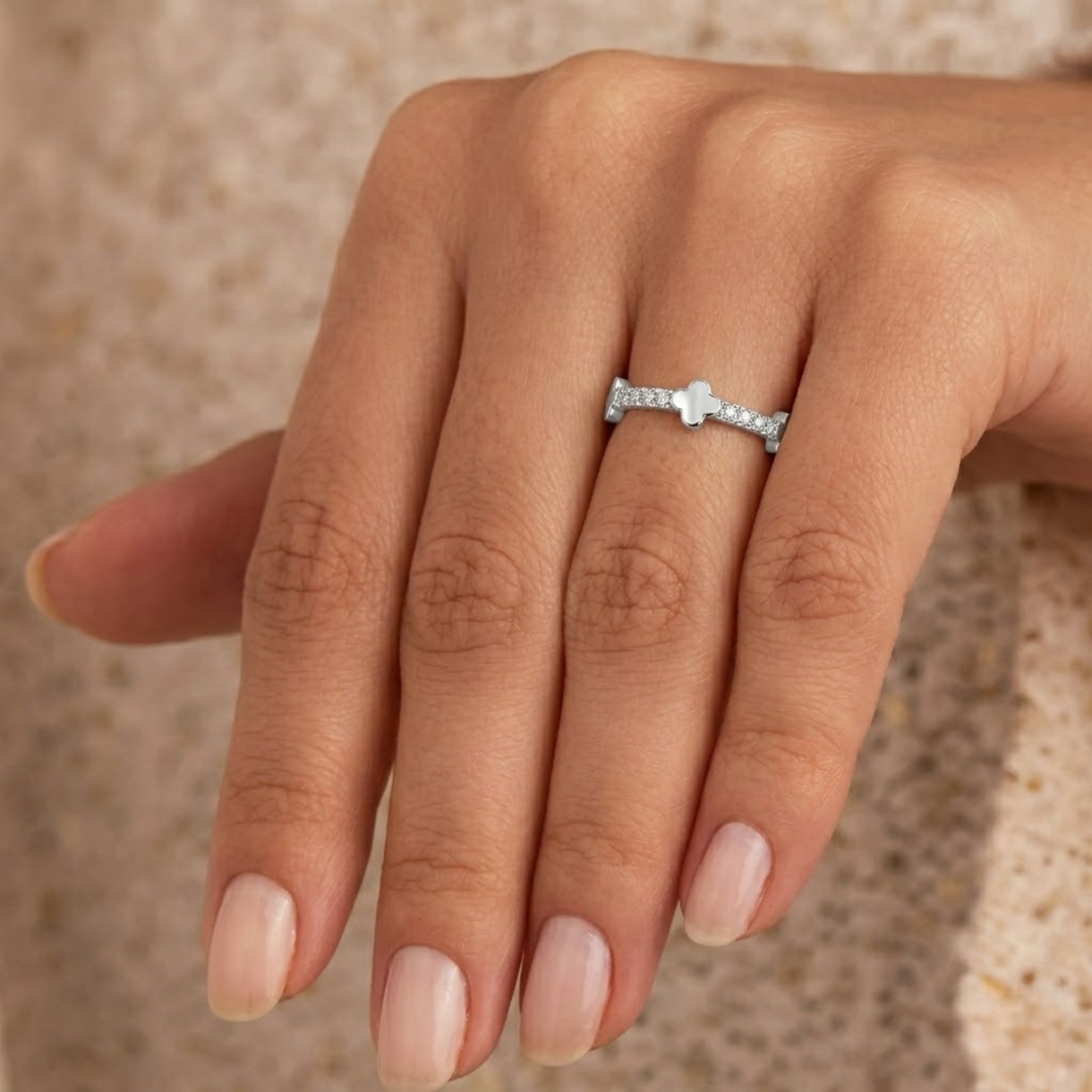 Petite Motif Silver Band