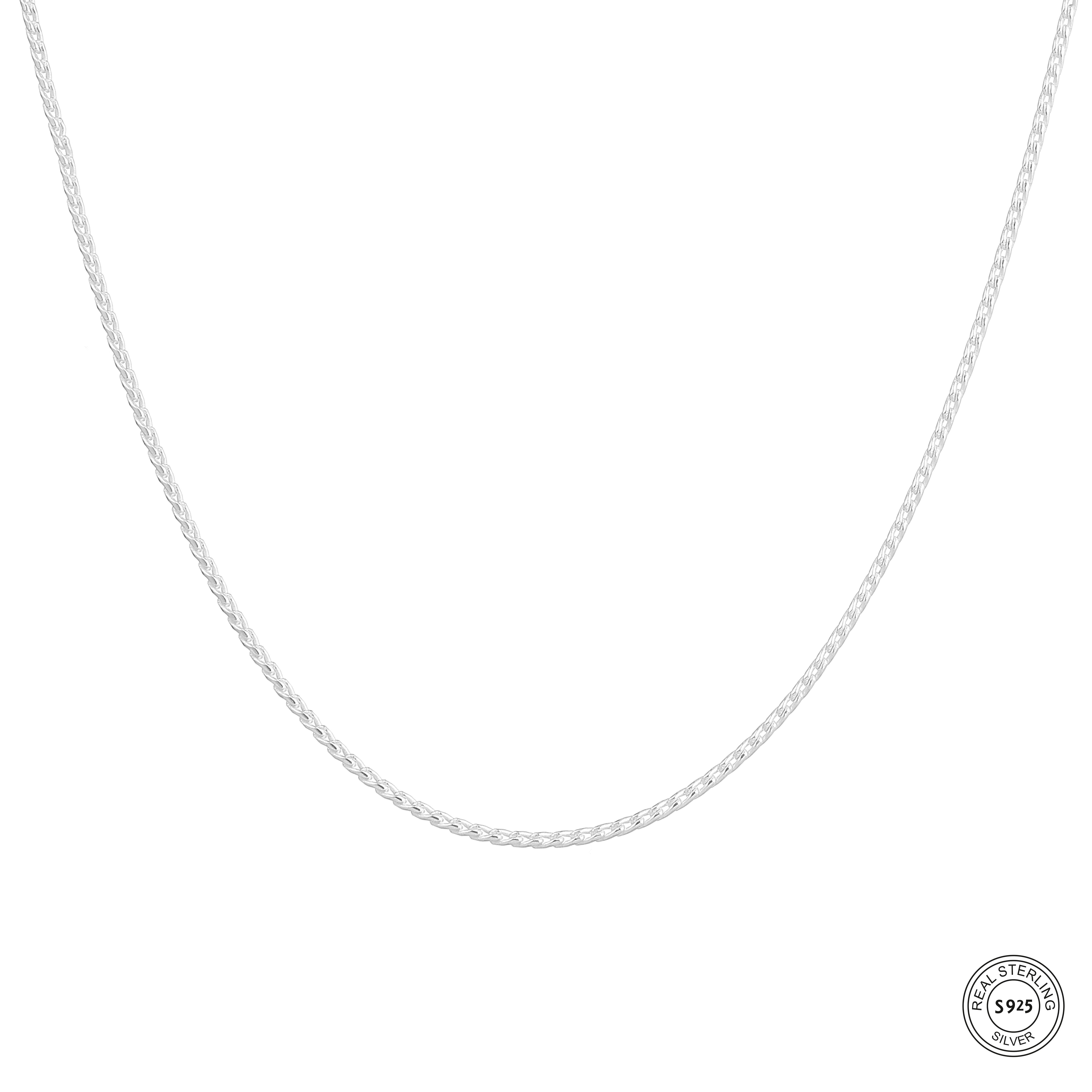 Elegant silver chain for women worn on model minimalist look