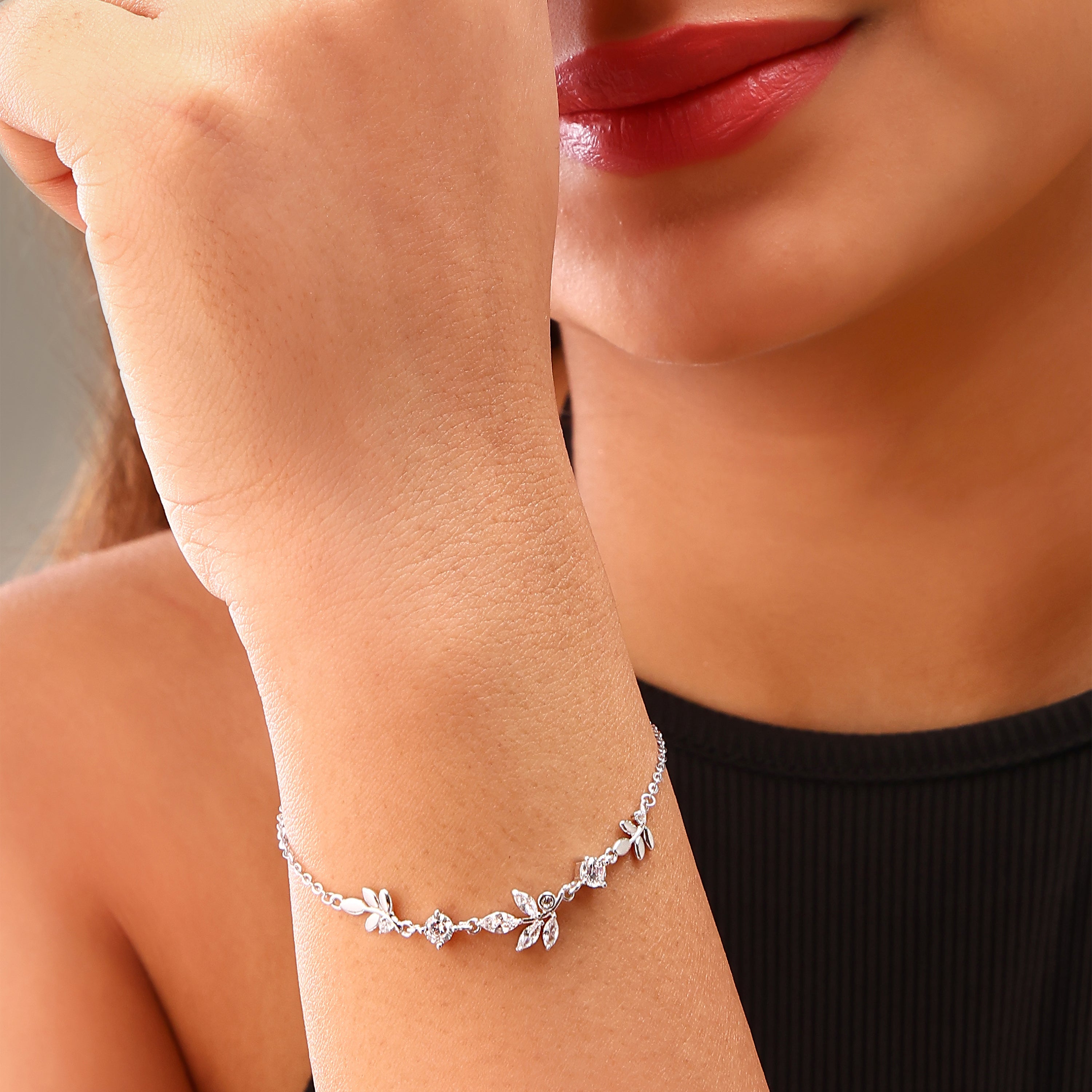 Shimmering Leaf Vine Silver Bracelet