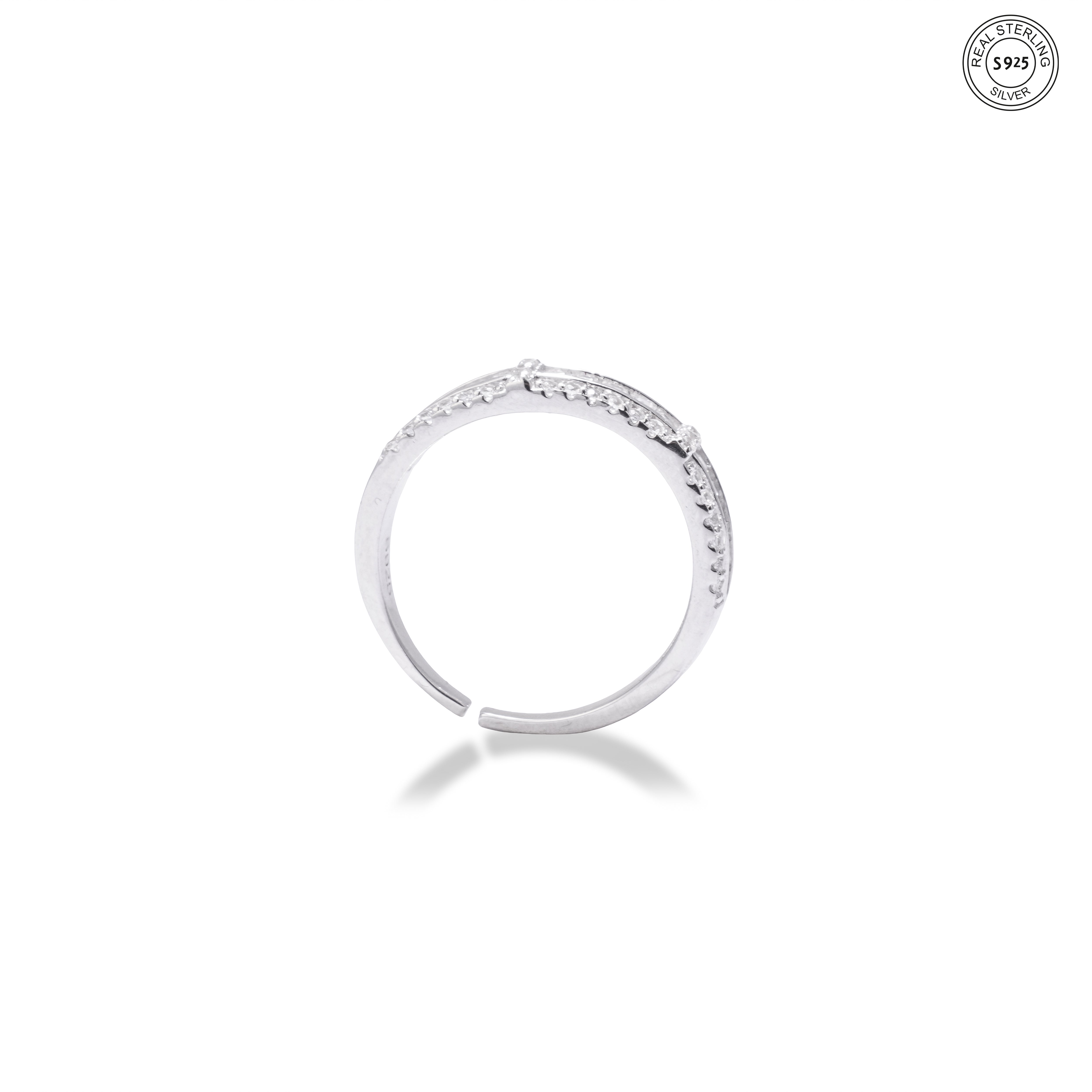 Elegant silver Lumière band ring minimalist everyday wear