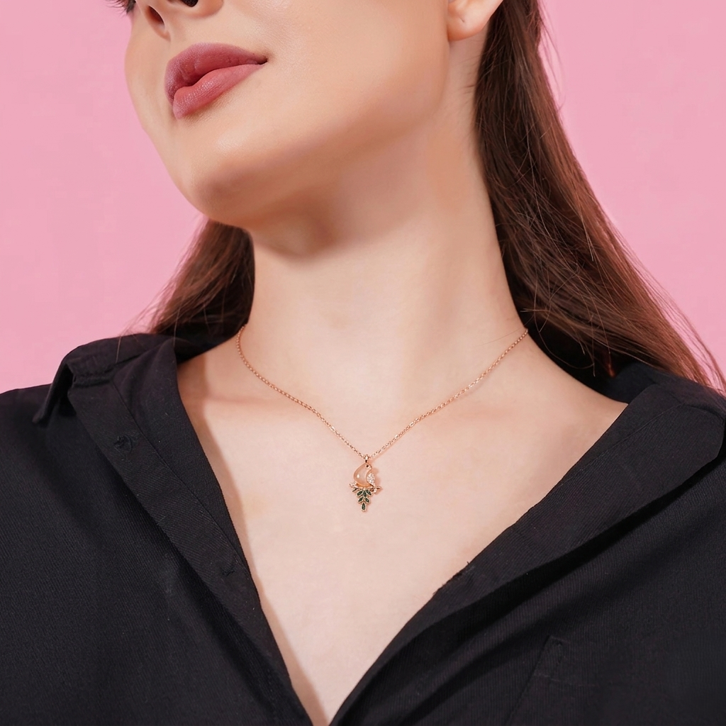 Rosegold bird pendant elegant modern jewellery look
